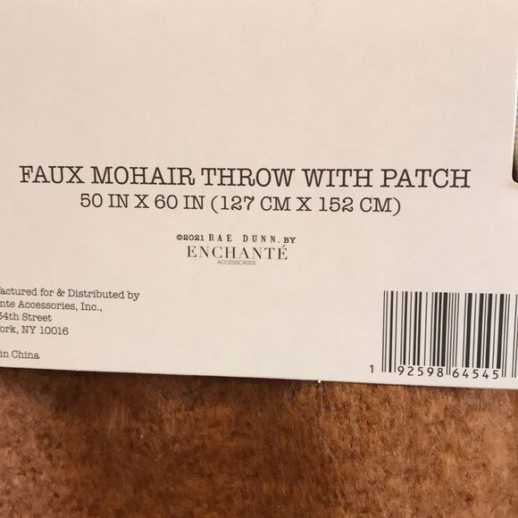NWT Rae Dunn throw - Picture 2 of 3